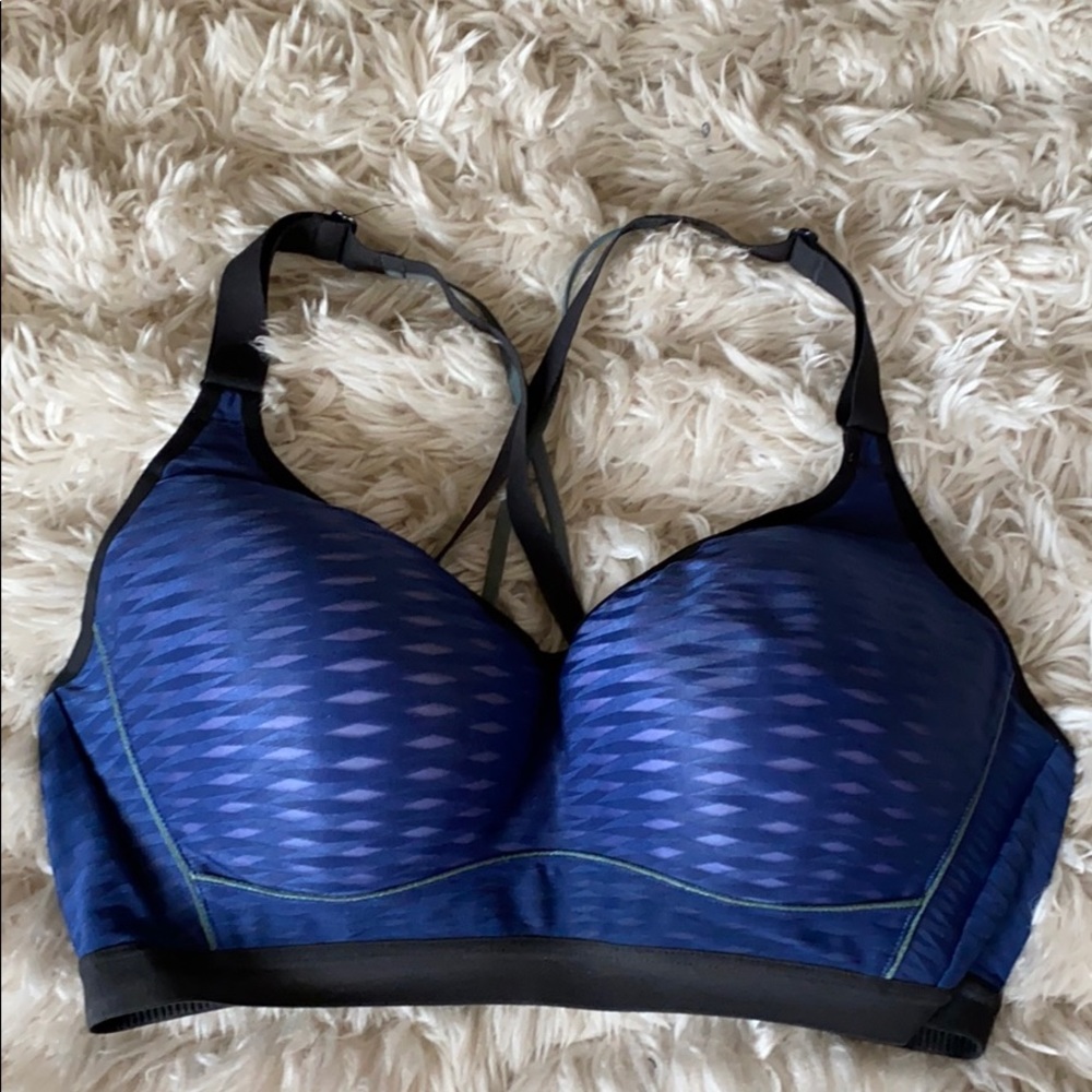 Victoria’s Secret Sports bra